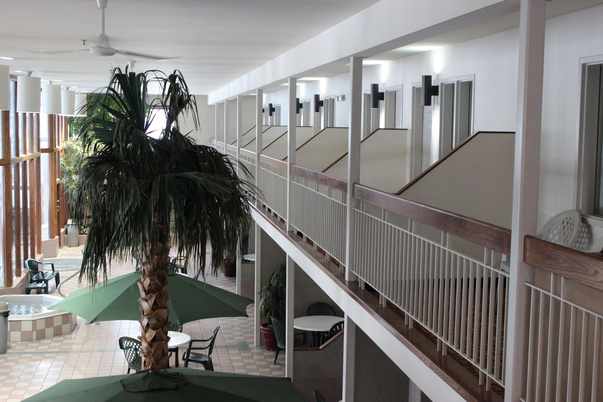 Rodeway Inn Columbia Mall Loop Grand Forks Bagian luar foto