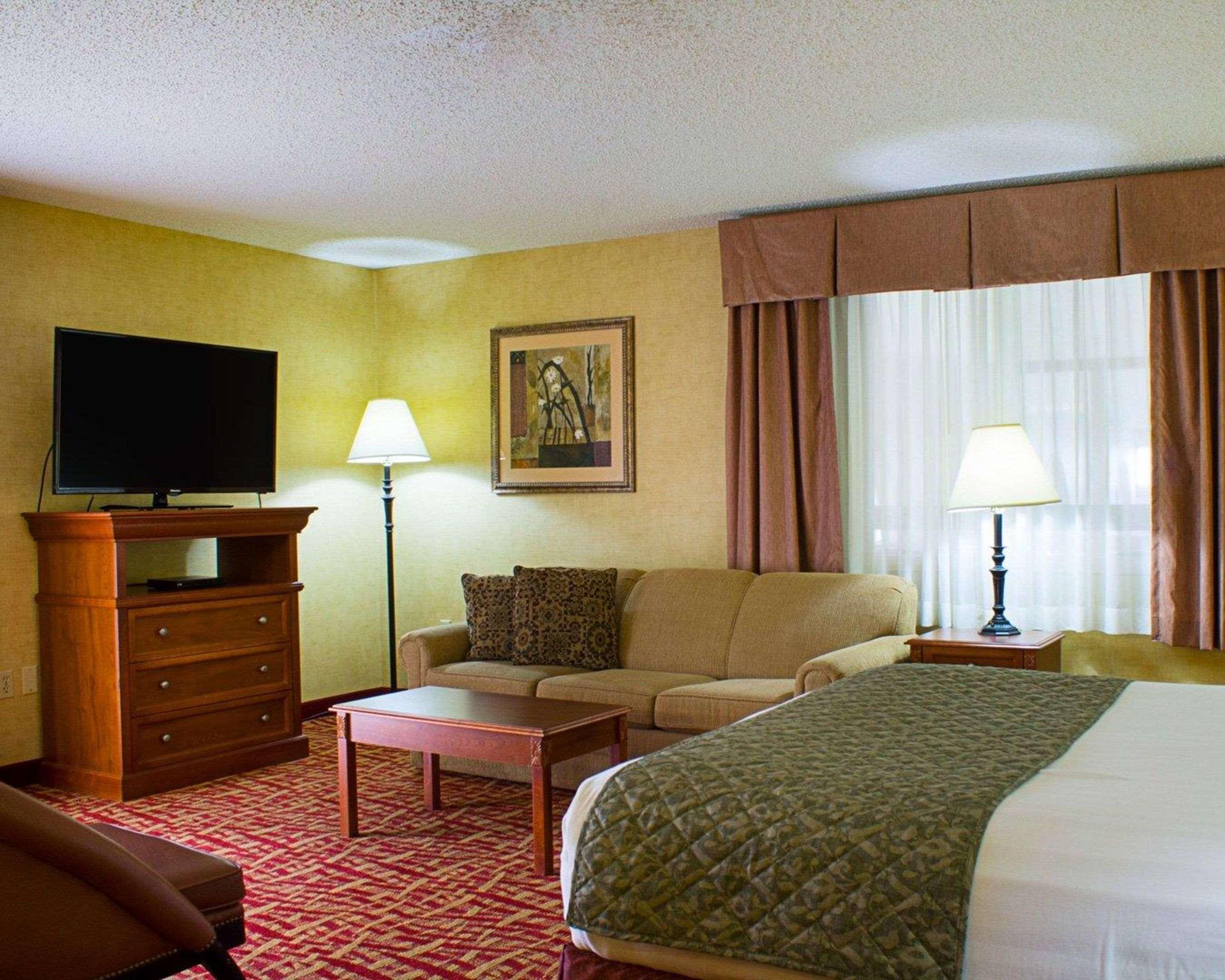 Rodeway Inn Columbia Mall Loop Grand Forks Bagian luar foto