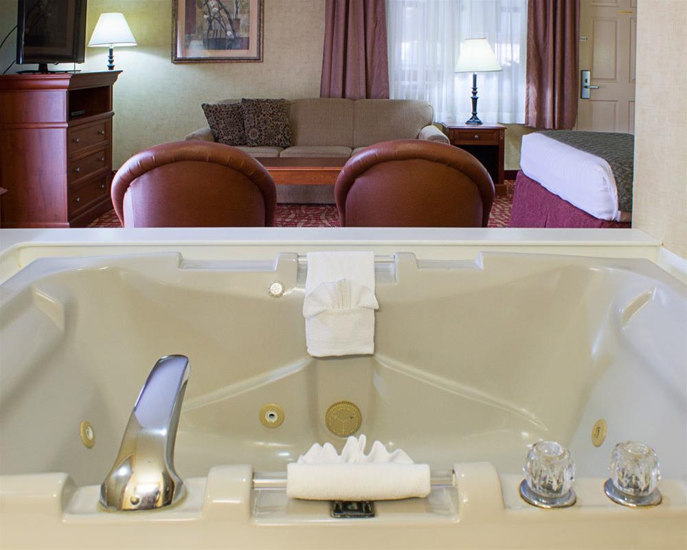 Rodeway Inn Columbia Mall Loop Grand Forks Bagian luar foto